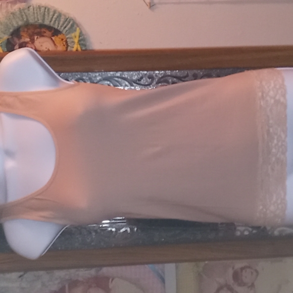 Bundle of Five, Assorted Colors, Sexy, Lacey, Camis(Sz M)❤️💚💙🤎🤍🌼 - Picture 3 of 16